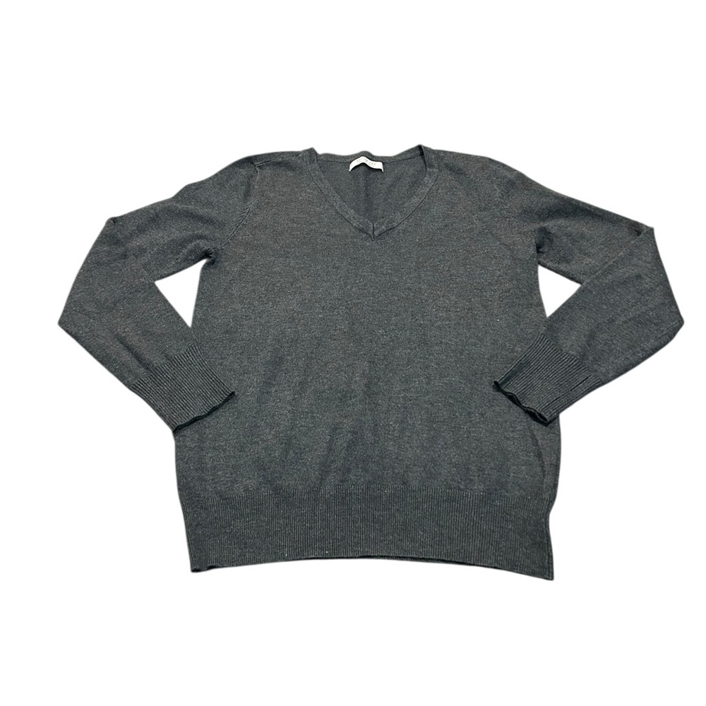 3/$15 ACTIVE USA gray sweater